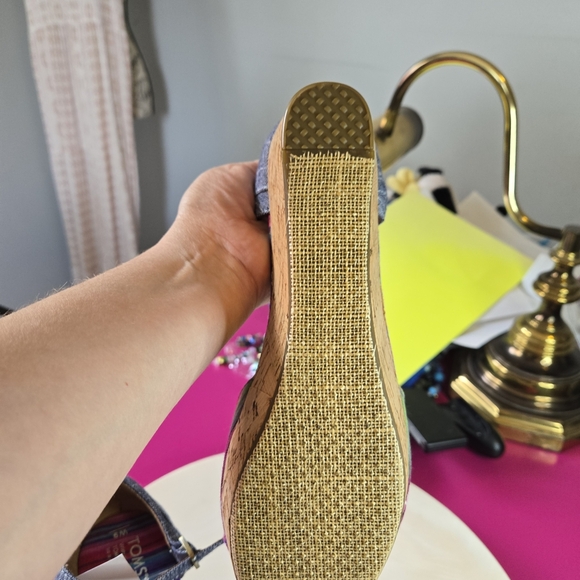Toms Purple and Pink Wedge Shoes Vibrant Design - Picture 7 of 7